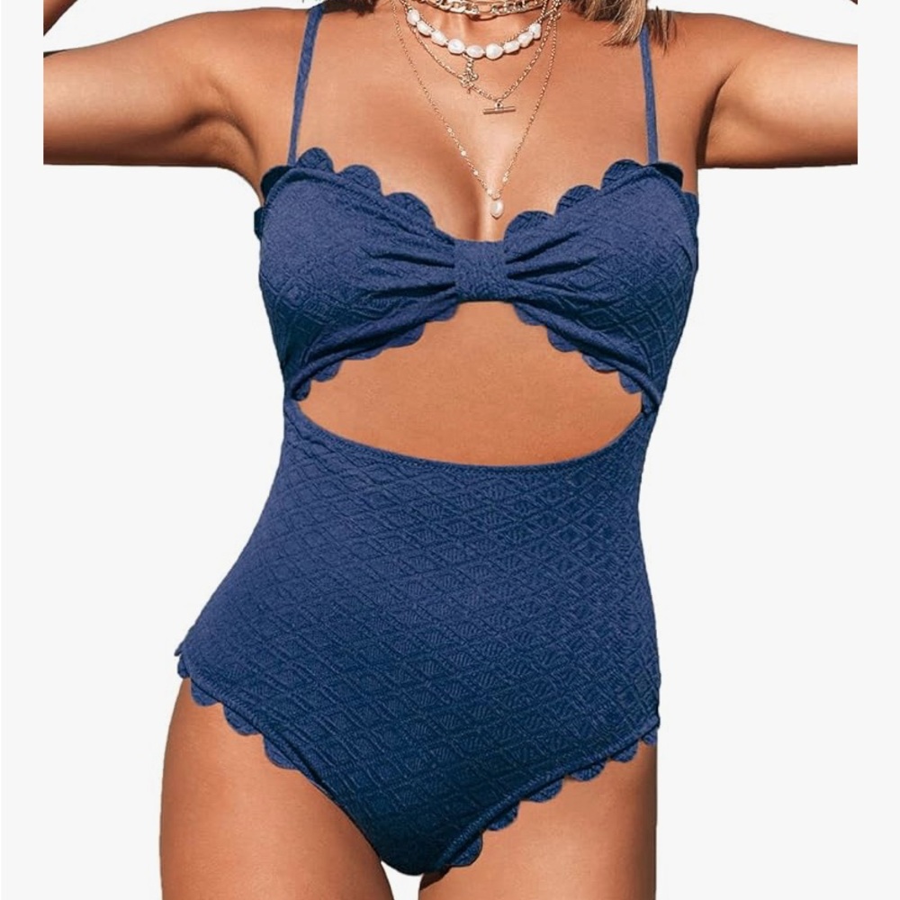 Cupshe scallop trim swimsuit
